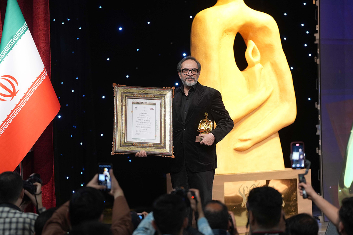 Karen Homayounfar Named Artist of the Year