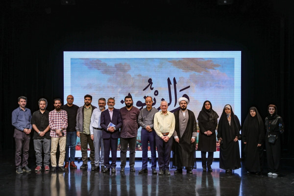 اکران ۱۷ عنوان کتاب مقاومت در مراسم «والزیتون»