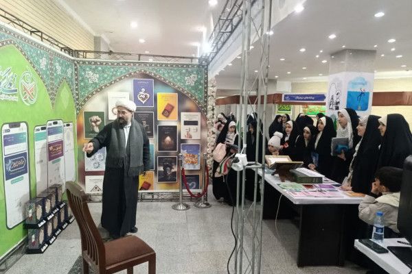 «زندگی با آیه ها» ستاره نمایشگاه قرآن و عترت تبریز