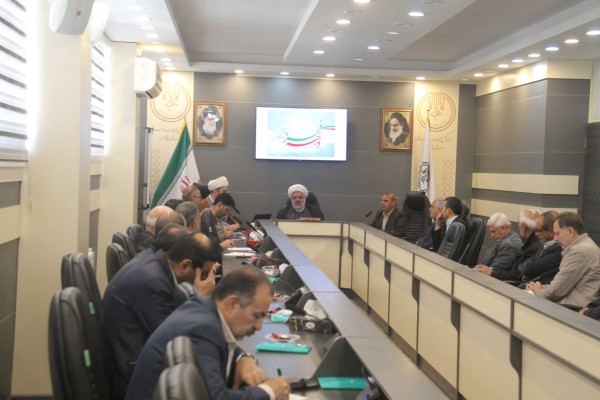 پنجمین نشست انجمن‌های اسلامی استان فارس با محوریت “زندگی با آیات”؛ تاکید بر نقش قرآن در امنیت جامعه