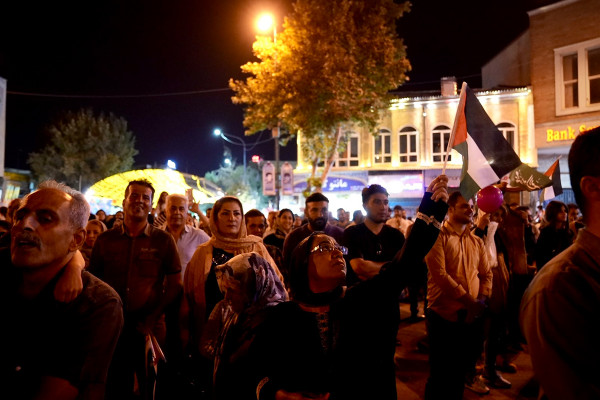 阿赫迈德教民在萨南达季的盛大聚会