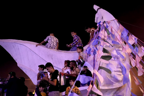 阿赫迈德教民在萨南达季的盛大聚会