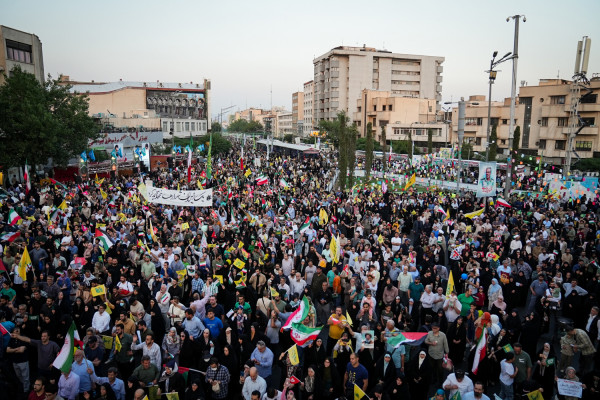 长达数公里的古迪尔游行