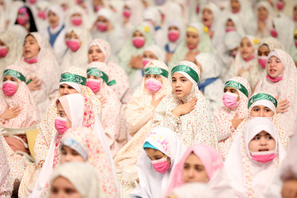 “天使庆典”，最高领袖出席