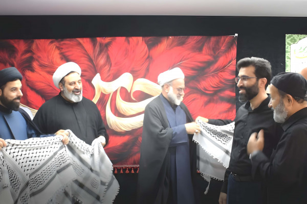 حضور ریاست سازمان تبلیغات اسلامی در نمایشگاه و فروشگاه (نسیم بهشت) ویژه ایام اربعین حسینی