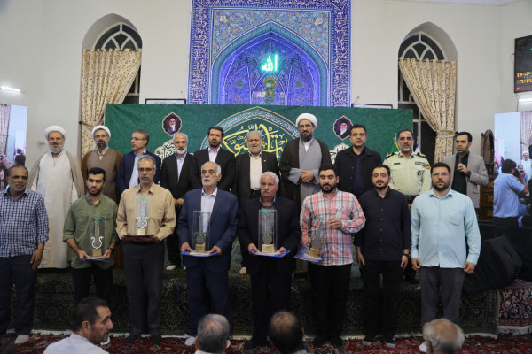 همایش سیره‌سرایان اهل بیت(ع) با هدف پاسداشت فرهنگ و شعائر حسینی و تجلیل از هیئت‌های مذهبی و پیرغلامان حسینی، همدان برگزار شد