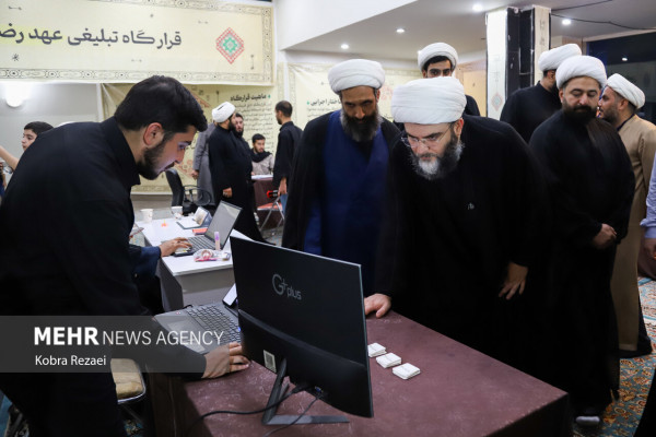 بازدید رئیس سازمان تبلیغات اسلامی از موکب‌های رسانه‌ای در مشهد