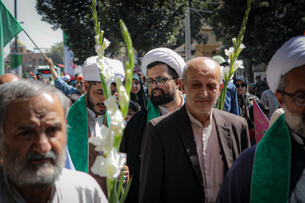 شادپیمایی بزرگ خانوادگی امت احمد(ص) در دیار الوند