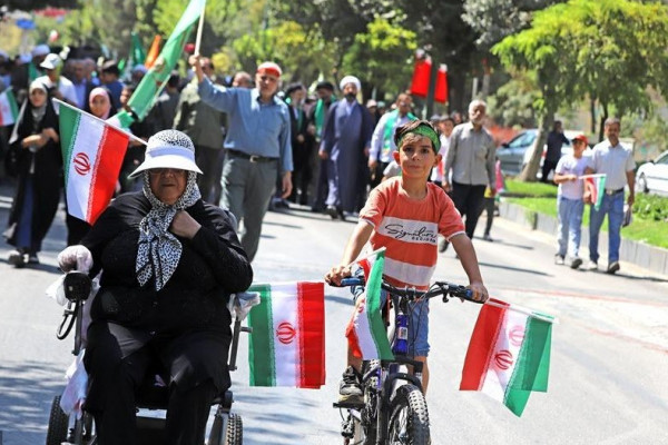 شادپیمایی بزرگ خانوادگی امت احمد(ص) در دیار الوند