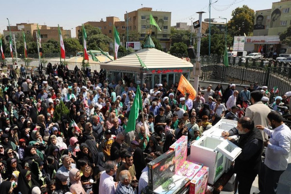 شادپیمایی بزرگ خانوادگی امت احمد(ص) در دیار الوند