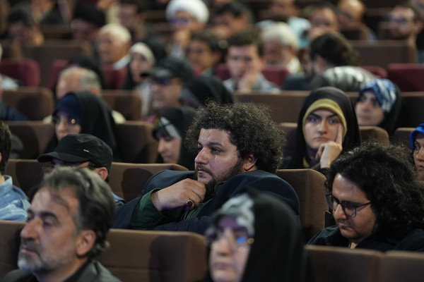 Карен Хомаюнфар выбран деятелем искусства года