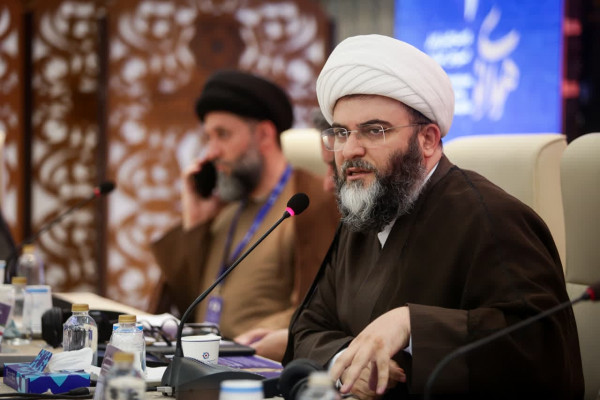 “Mehrvareh Havaye No”：表彰宗教社团的活动