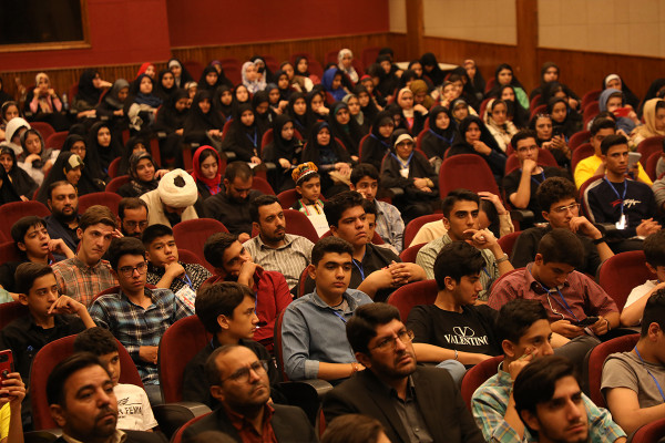 «היסטורי»: קמפיין קריאה מיוחד לנערים