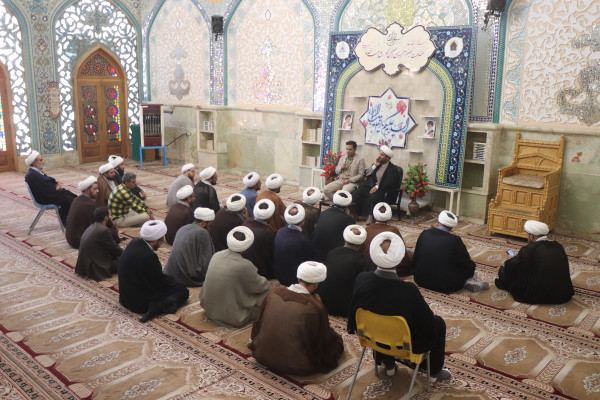 نشست فصلی مسئولین و روسای ادارات تبلیغات اسلامی شهرستانهای استان اصفهان