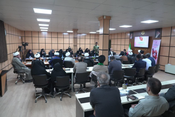 رویداد استانی کنشگران و واسطین ازدواج با حضور فعالان این حوزه و جمعی از مسئولان استان لرستان