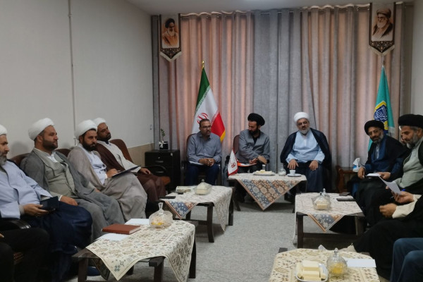 نشست هم‌اندیشی طرح ربیّون با حضور جمعی از مدیران شهرستان‌های شمال استان فارس، به همت اداره تبلیغات اسلامی شهرستان خرم‌بید