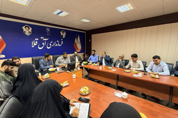 بر نقش بانوان و فعالان جهادی در فضای مجازی تاکید داشتند