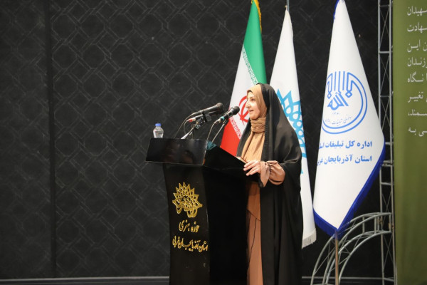 محفل شعر چکامه مقاومت برگزار شد