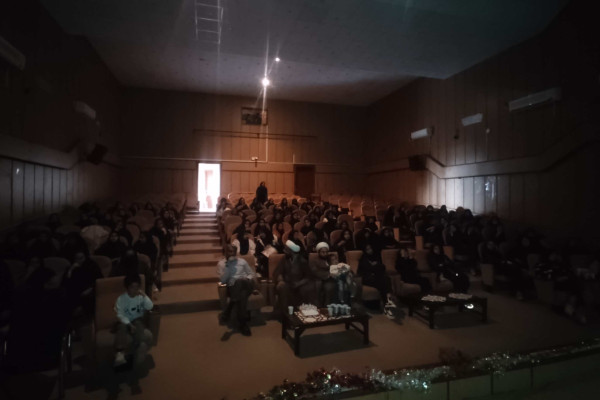 اکران فیلم سینمایی مجنون در شهرستان ملکشاهی