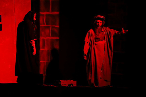 اجرای تئاتر آئینی «ماه مه گرفته» توسط هـیـئـت‌ ریـحـانـة الـنـبي سلام‌الله‌علیها با همکاری اداره کل تبلیغات اسلامی استان زنجان