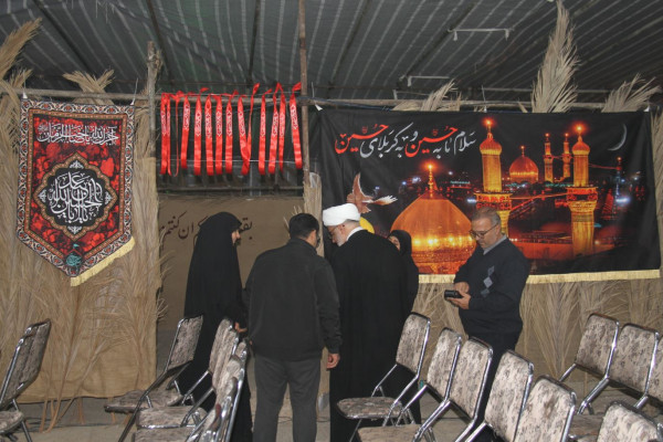 بازدید مدیرکل تبلیغات اسلامی فارس از نمایشگاه فرهنگی موکب انتظار در شهرک بزین شیراز