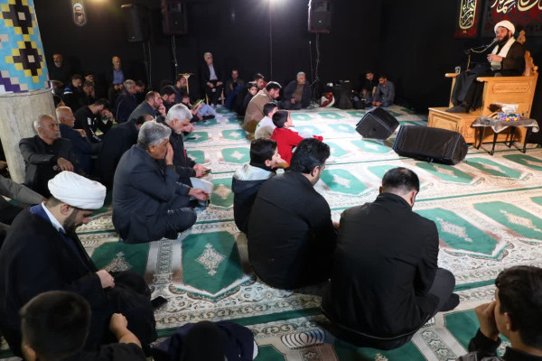 برپایی محافل عزای فاطمی در شهرکرد با عطر شهدای گمنام