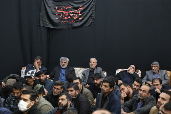 برپایی محافل عزای فاطمی در شهرکرد با عطر شهدای گمنام