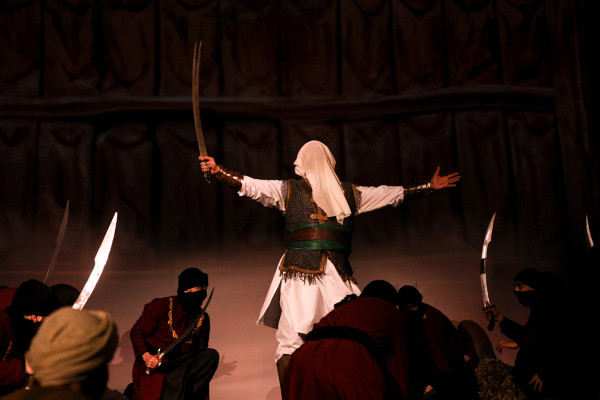 رونمایی از نماد «فاتح خیبر»