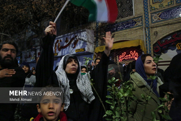 قیام مردم پایتخت شور و شعور حسینی