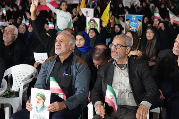 تجمع بزرگ مردمی بوشهری ها در محکومیت تجاوز آشکار استکبار