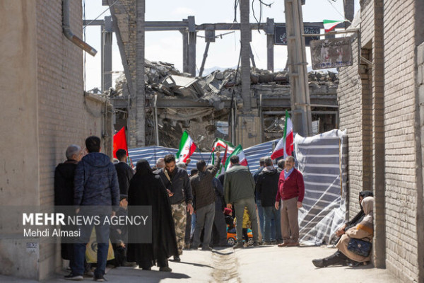 محکومیت تجاوز آمریکایی- صهیونی توسط مردم درحسینیه اعظم زنجان