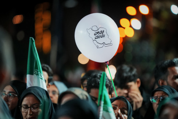 برای این خاک مقدس ، برای ایران ، تا اخرین نفس ، مقاومت کنید ...