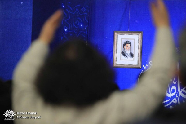 «محفل شعر امین» بدون میزبان برگزار شد