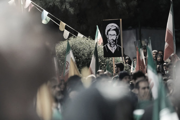 هنوز بعد از پنجاه و چهارمین شب ، صدای جهاد تبیین از میدان های اصلی شهر کرمان بلند است.