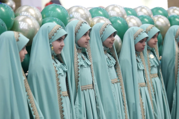 دورهمی "مهمونی فرشته‌ها به یاد دختران مدرسه شجره طیبه میناب