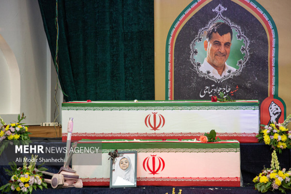وداع با پیکر شهدای سنگر خیابان در مشهد