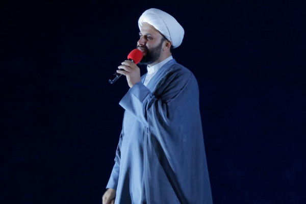 خدمت فرهنگی به زائران کودک در مسیر زیارت امام رضا (ع)