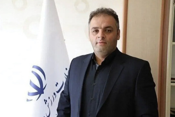 پرچم ایران را با خون قهرمانان بالا می‌بریم