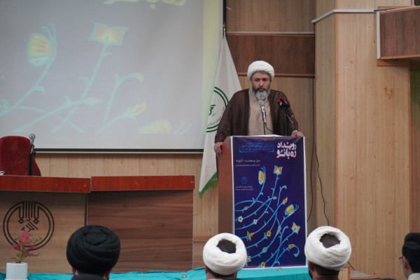 بانوان مؤمن و انقلابی باید کنشگرانه در تبیین الگوی زن مسلمان ایرانی وارد میدان شوند.