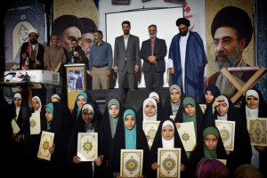 تجلیل از حافظان نوجوان مؤسسه مهد قرآن نجمیه مهدیشهر